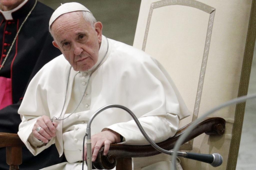 El Papa rechazó “los muros que se levantan por miedo a los otros”