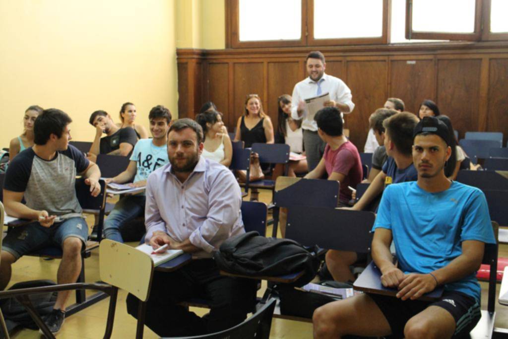 Con “efecto Brasil” en Medicina, varias facultades iniciaron el ciclo académico