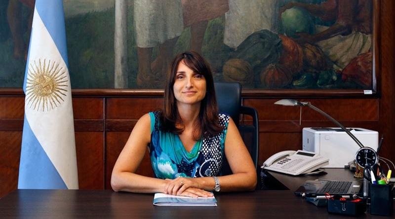 Renunció la esposa de Triaca, tras quince años en el Ministerio de Salud