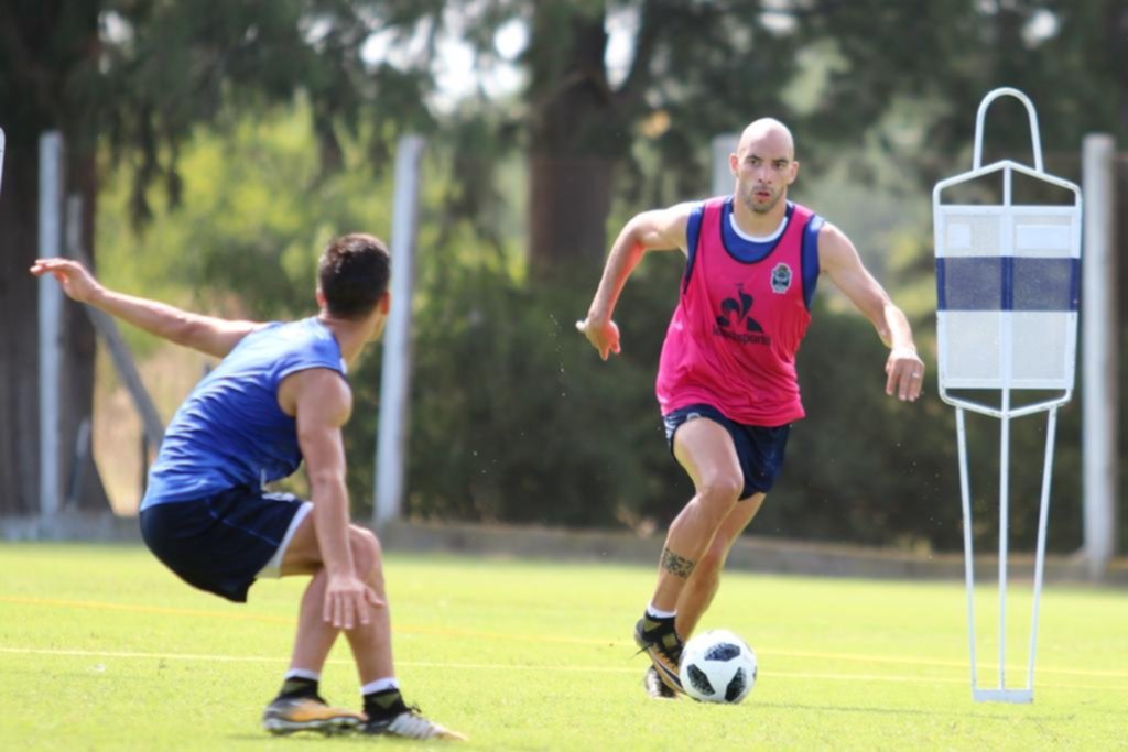 Pereyra, Barrales y el juvenil Lautaro Chávez trabajaron a doble turno