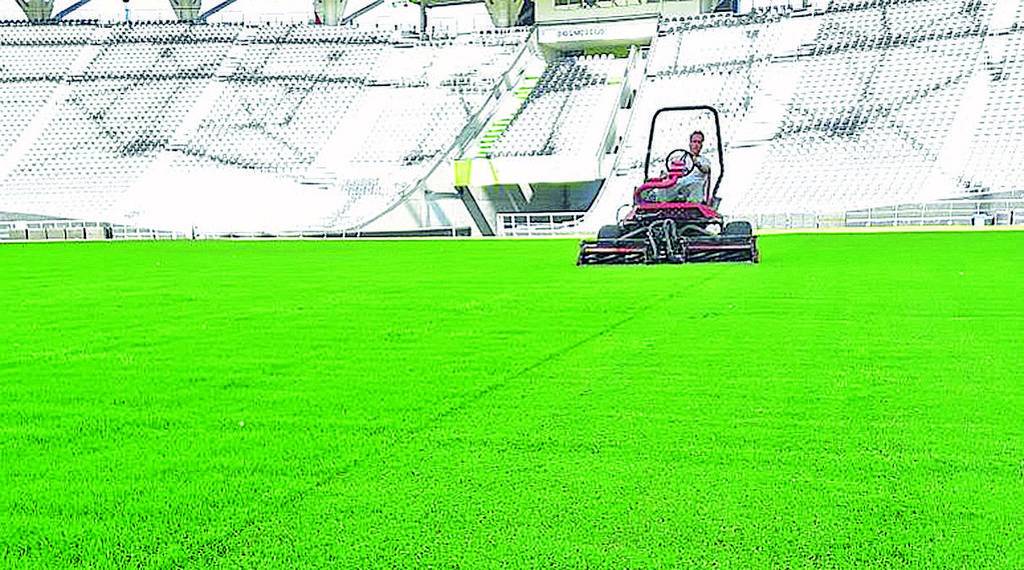 El césped del estadio Ciudad de La Plata luce en buenas condiciones para esta tarde