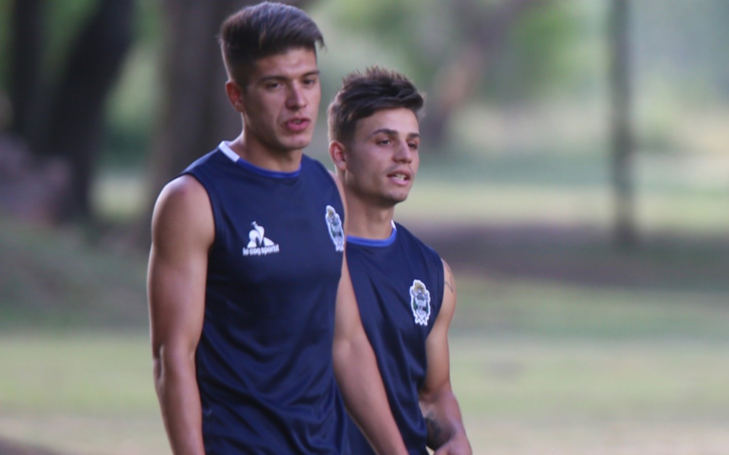Noble y Silva, afuera