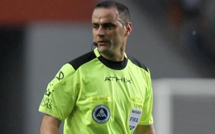 Hay cuatro candidatos para arbitrar el Clásico platense