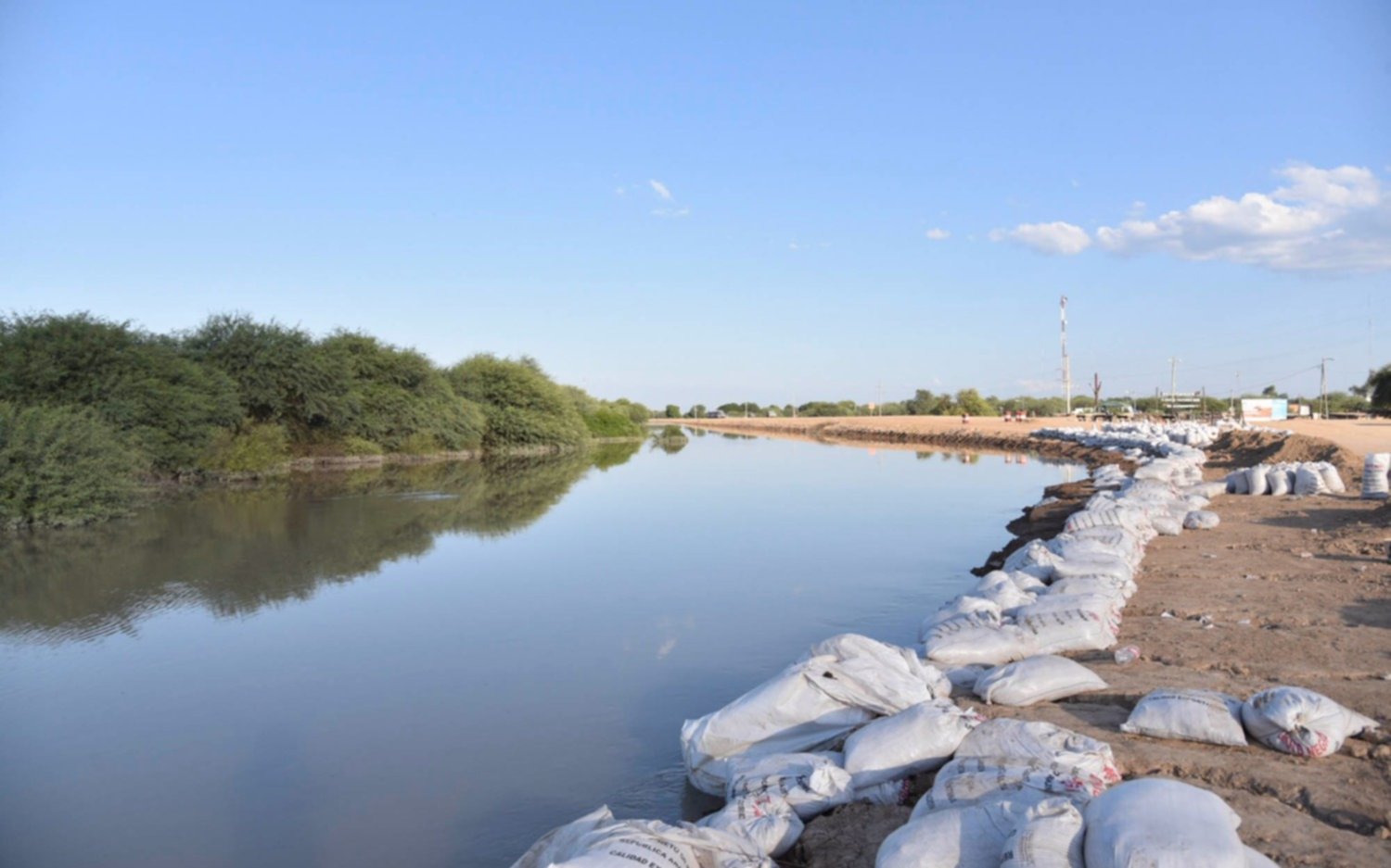 Dos localidades salteñas quedaron aisladas por las crecidas del río Bermejo