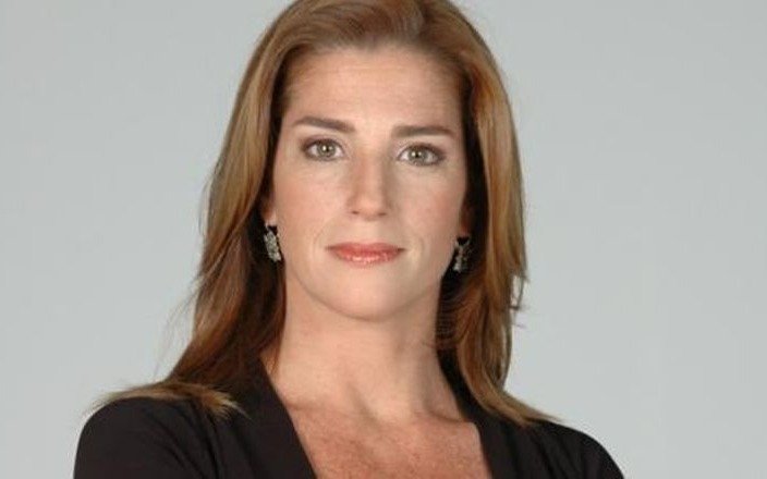 Políticos, periodistas y artistas despiden a Débora Pérez Volpin