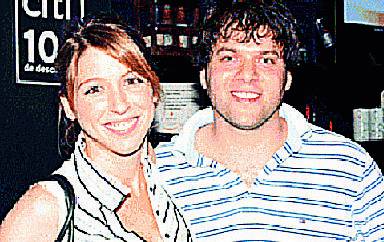 Guido Kaczka y Florencia Bertotti se casan con sus respectivas parejas