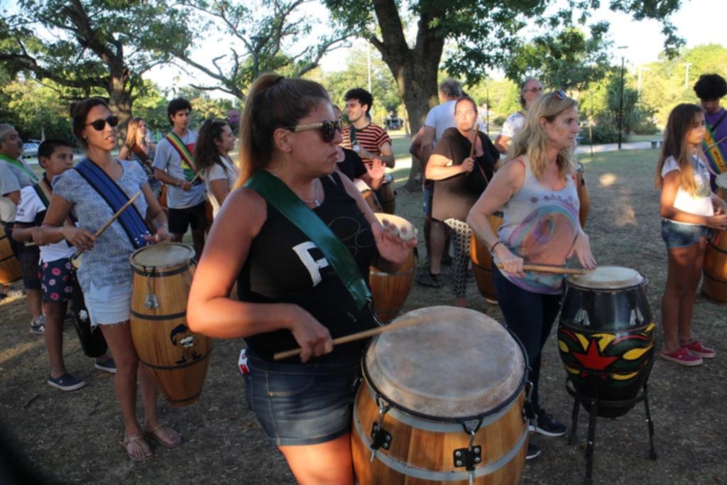 Ya hay 38 festejos barriales habilitados para celebrar el Carnaval en la Ciudad