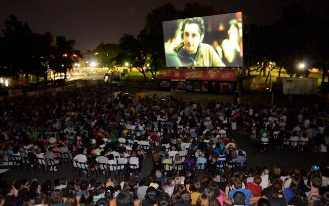 Este jueves vuelven las "noches de autocine" al Rosedal de Palermo