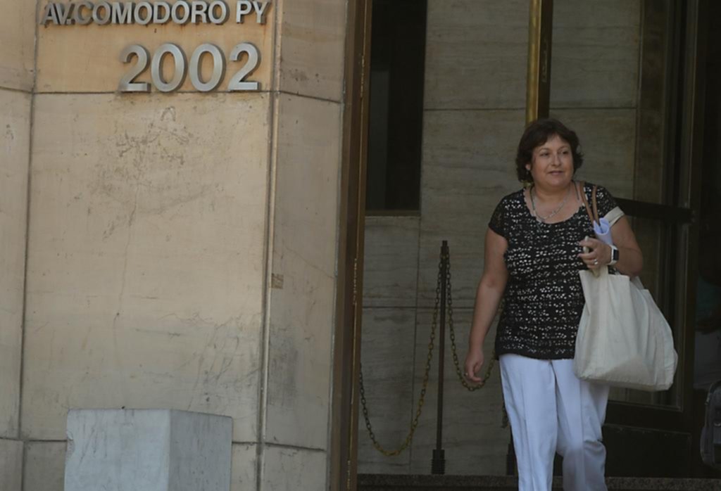 Ocaña amplió una denuncia contra Moyano por desvío de fondos y lavado