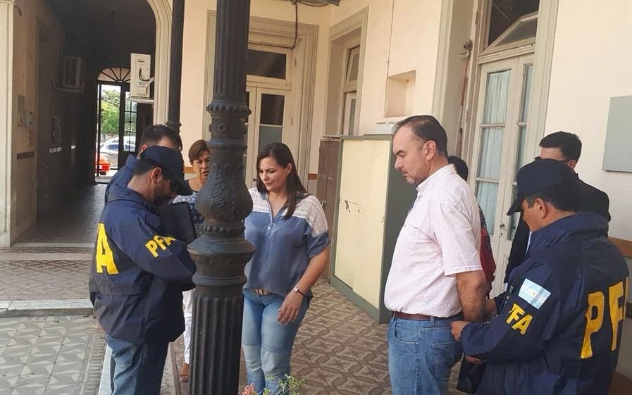 Se entregaron los ex intendentes de Corrientes buscados por malversación