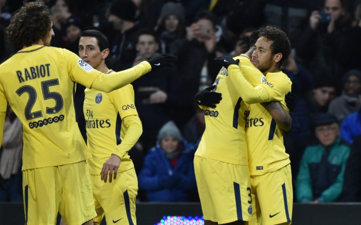 Con gol de Neymar y asistencia de Di María, PSG le ganó a Toulouse