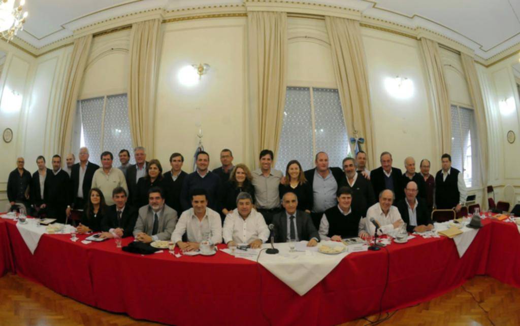 El radicalismo mira con preocupación el avance macrista en los municipios