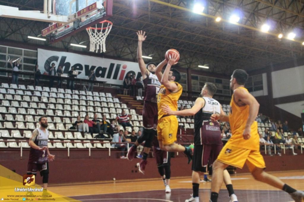 Unión Vecinal, frente a Lanús y Echagüe-Pincha