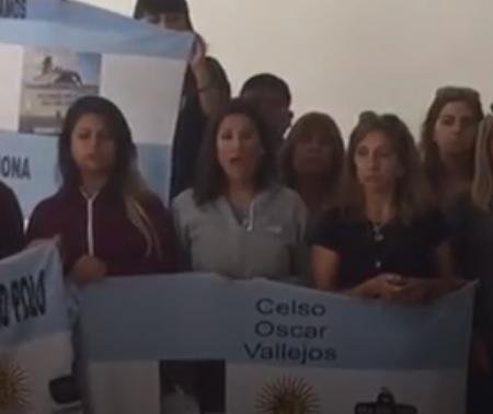Más críticas a la Armada de familiares de tripulantes