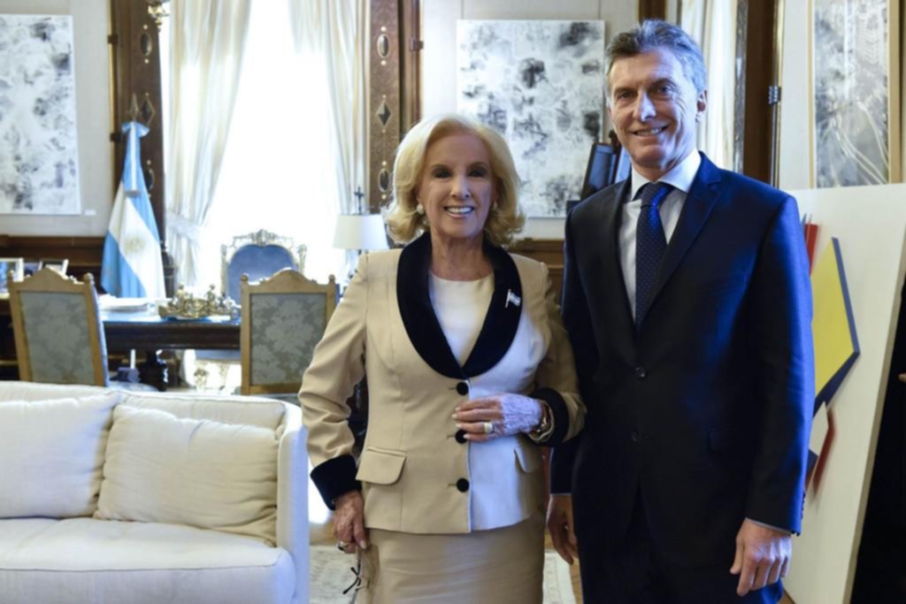 Macri y Juliana Awada almorzaron con Mirtha en Chapadmalal