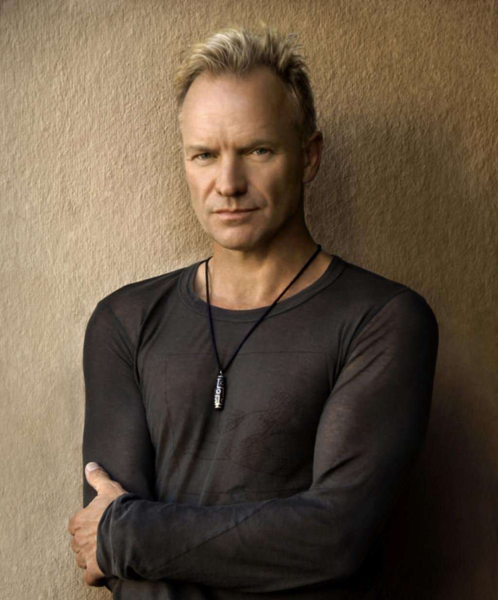 Sting regresa a su ADN y homenajea al reggae en su nuevo trabajo, “44/876”