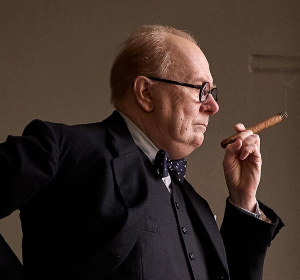 “Las horas más oscuras” Churchill, solo contra todos