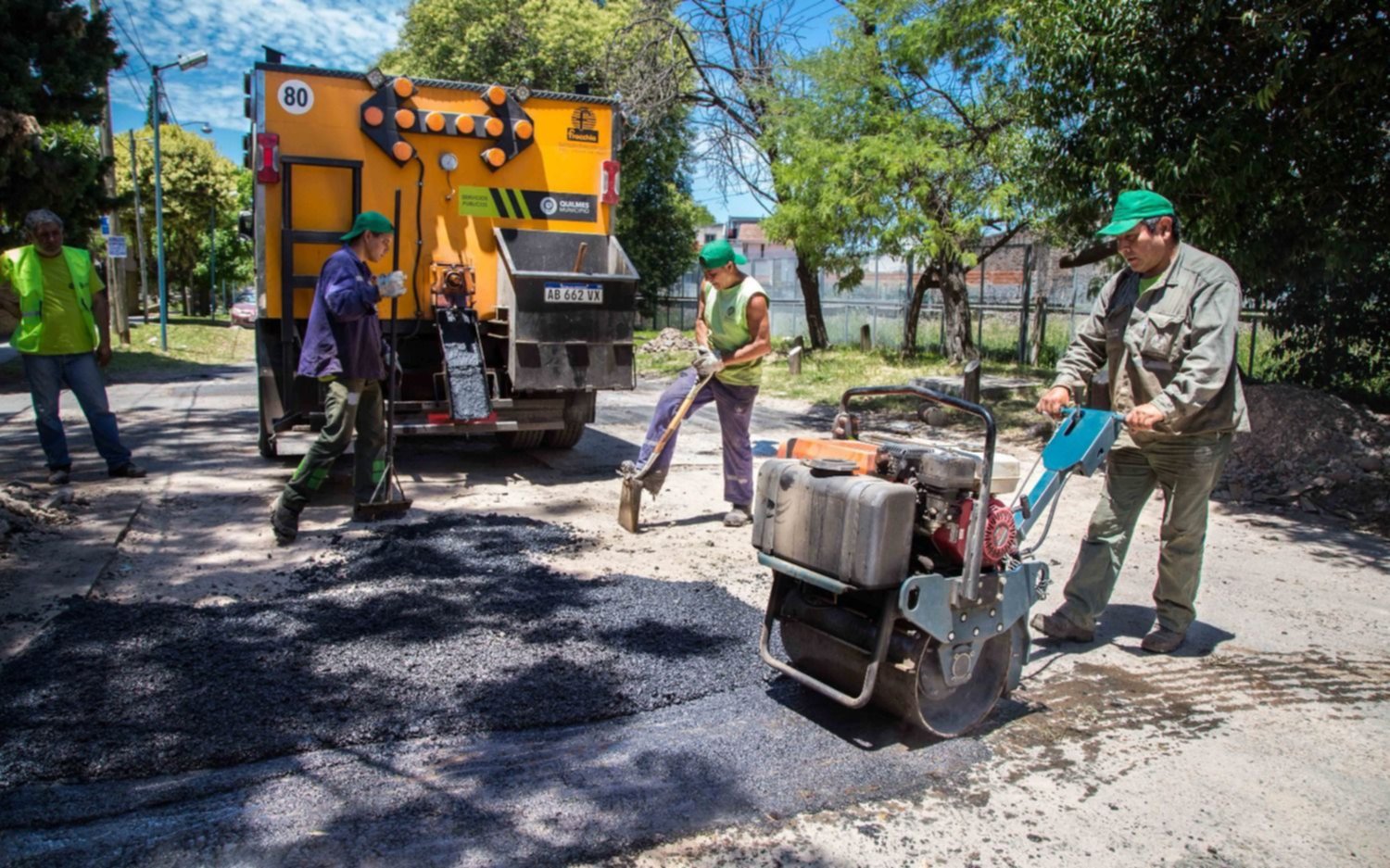 Obras de bacheo en el distrito