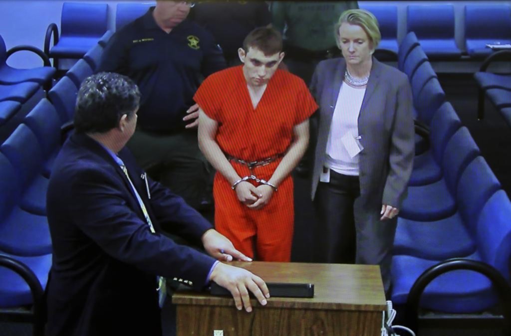Acusado de 17 homicidios, el tirador de Florida podría ser condenado a pena de muerte