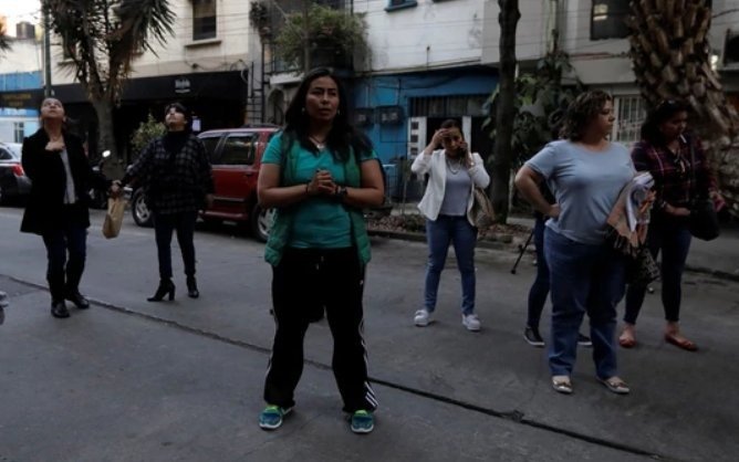 Un fuerte sismo de magnitud 7,2 sacude el centro y sur de México 