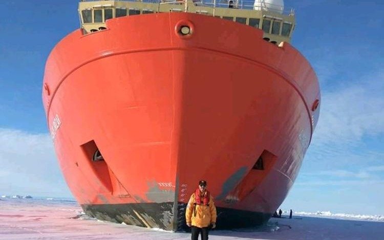 El rompehielos Irizar cruzó un mar congelado de 460 km y hasta 6 metros de espesor