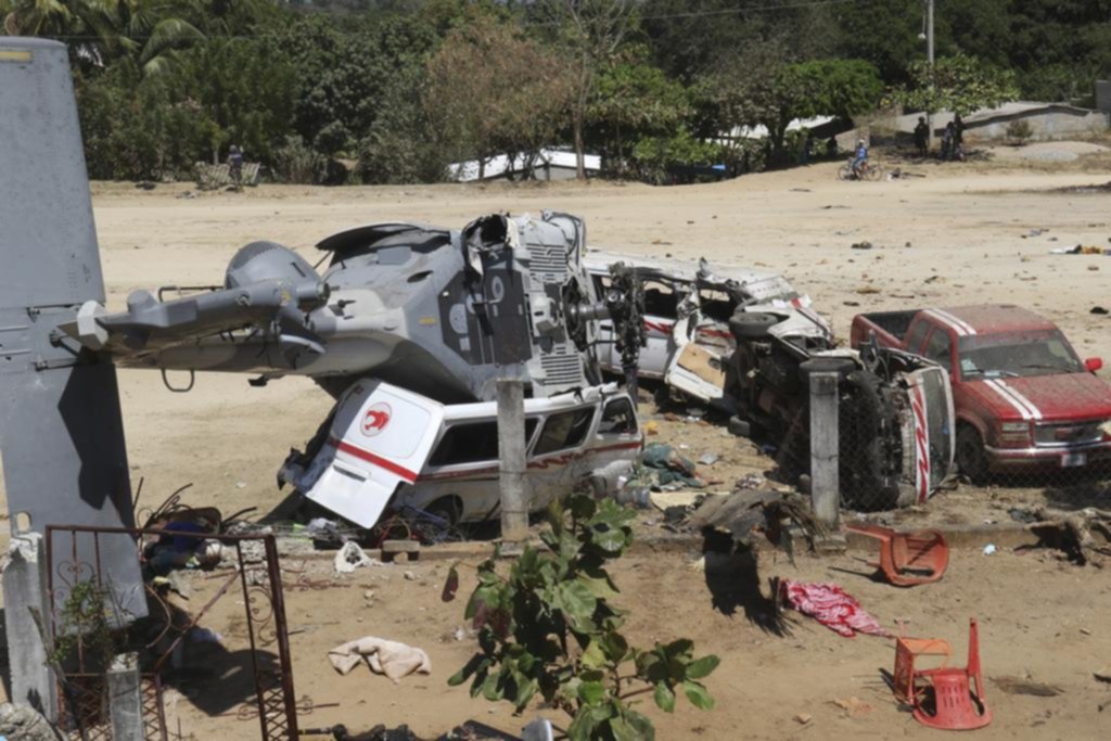 Se estrelló un helicóptero que evaluaba daños del sismo en México y causó 13 muertos