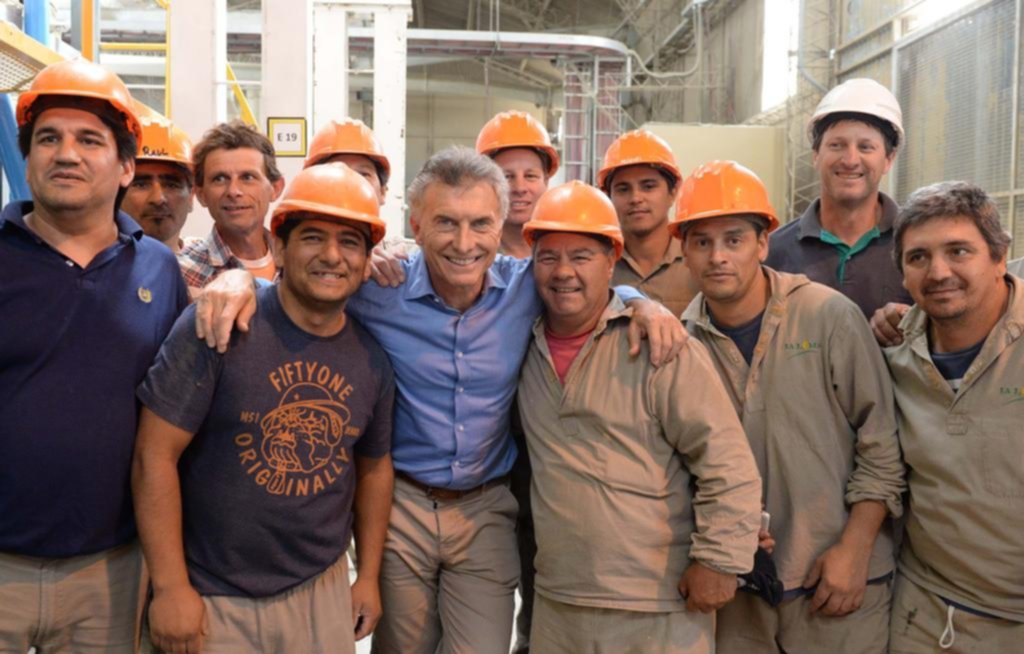 Macri pidió apostar por el camino del “diálogo y el trabajo” y “sin aprietes”