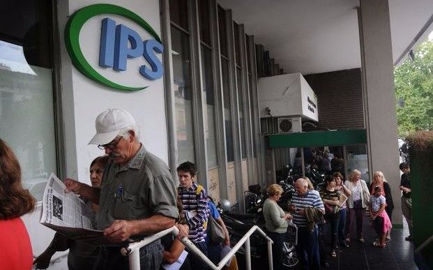 Jubilados y pensionados del IPS cobrarán sus haberes a partir del martes 27