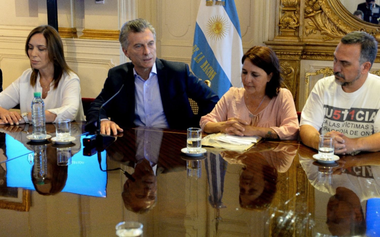 Macri recibió a los familiares de las víctimas de la tragedia de Once