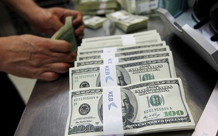 El balance cambiario de enero arrojó un déficit de 1.947 millones de dólares