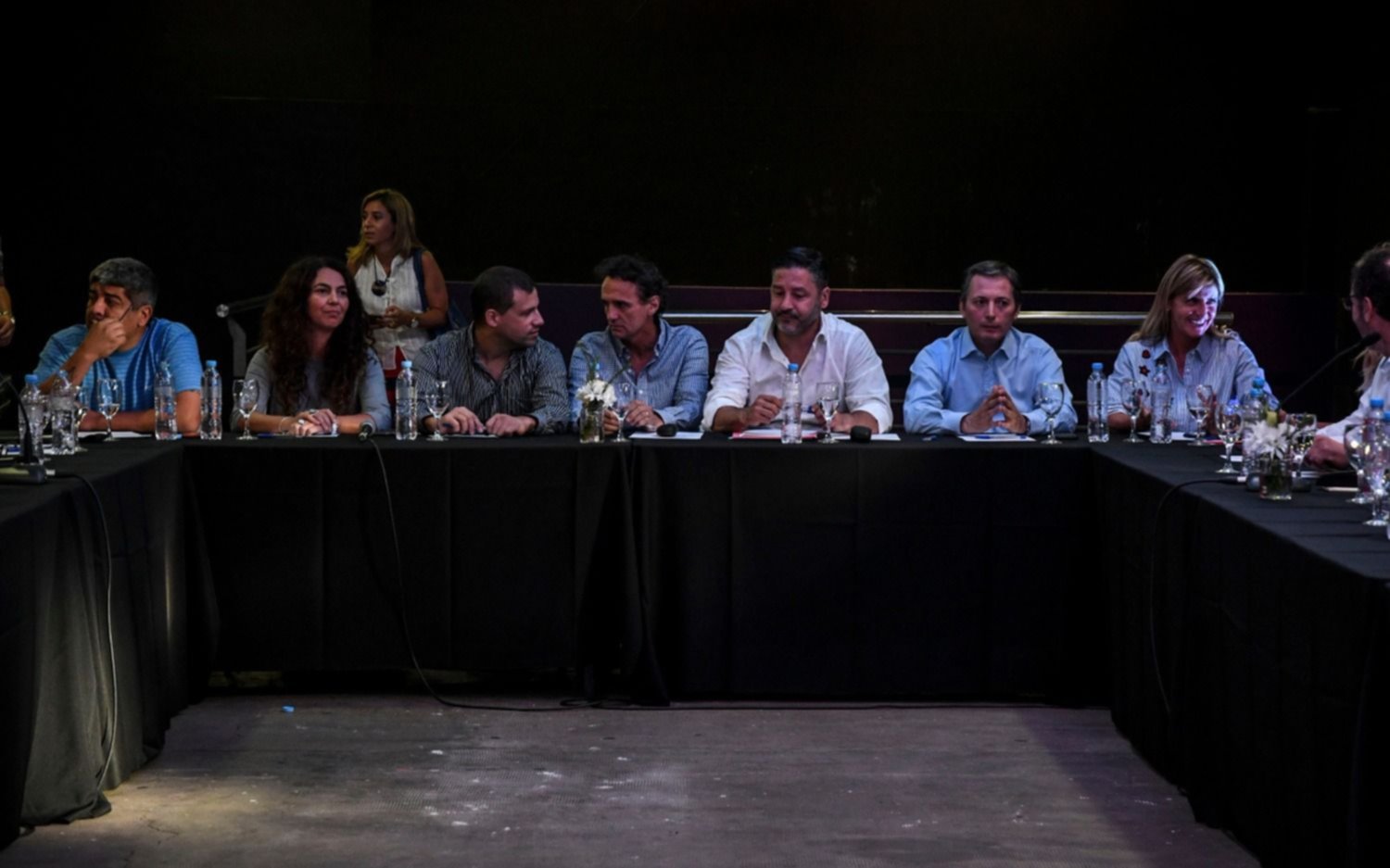 Cumbre del consejo partidario del PJ bonaerense tras la reunión de Menéndez con Cristina