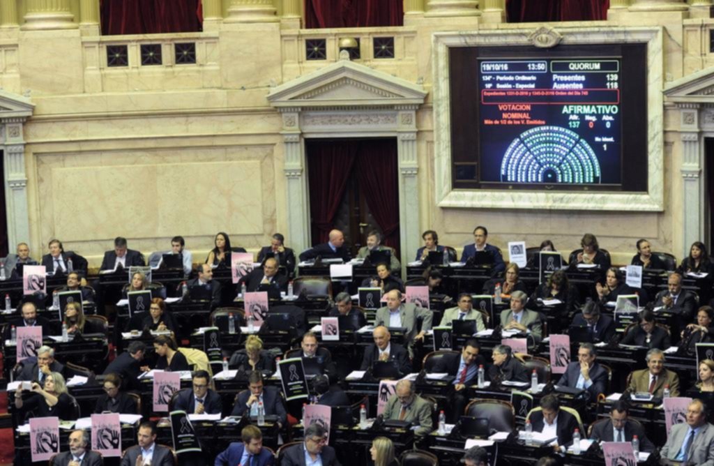 Sin fecha aún para su tratamiento en el Congreso, sigue la polémica sobre el aborto