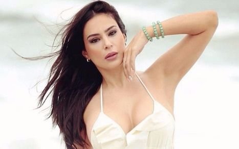 Karen Castelli, diosa total en Mardel