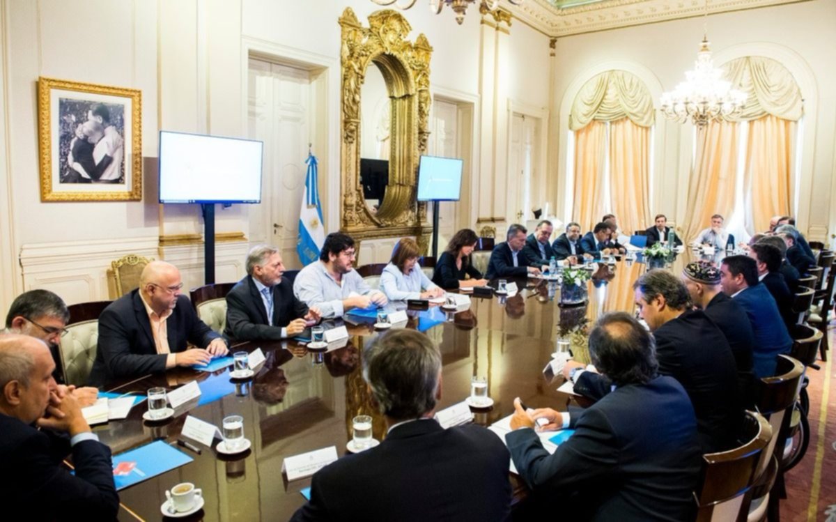 El Gobierno quiere que los que reciben planes sociales completen sus estudios