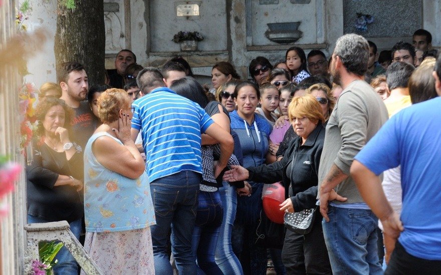 Profundo dolor en el último adiós a la nena asesinada Camila Borda