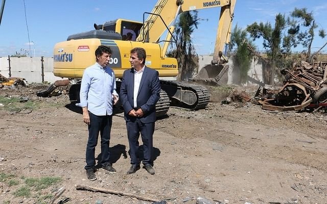 Ritondo participó de la compactación de 4.000 vehículos decomisados