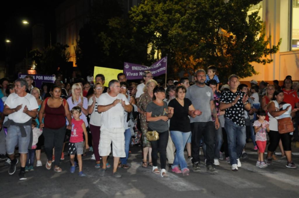 Una multitud volvió a marchar en Junín para pedir justicia por Camila