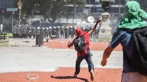 Ordenan que vuelvan a prisión dos manifestantes por los disturbios en el Congreso