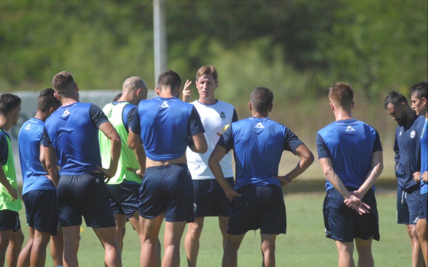 Sava arma el equipo para visitar a Temperley y se perfila un solo cambio