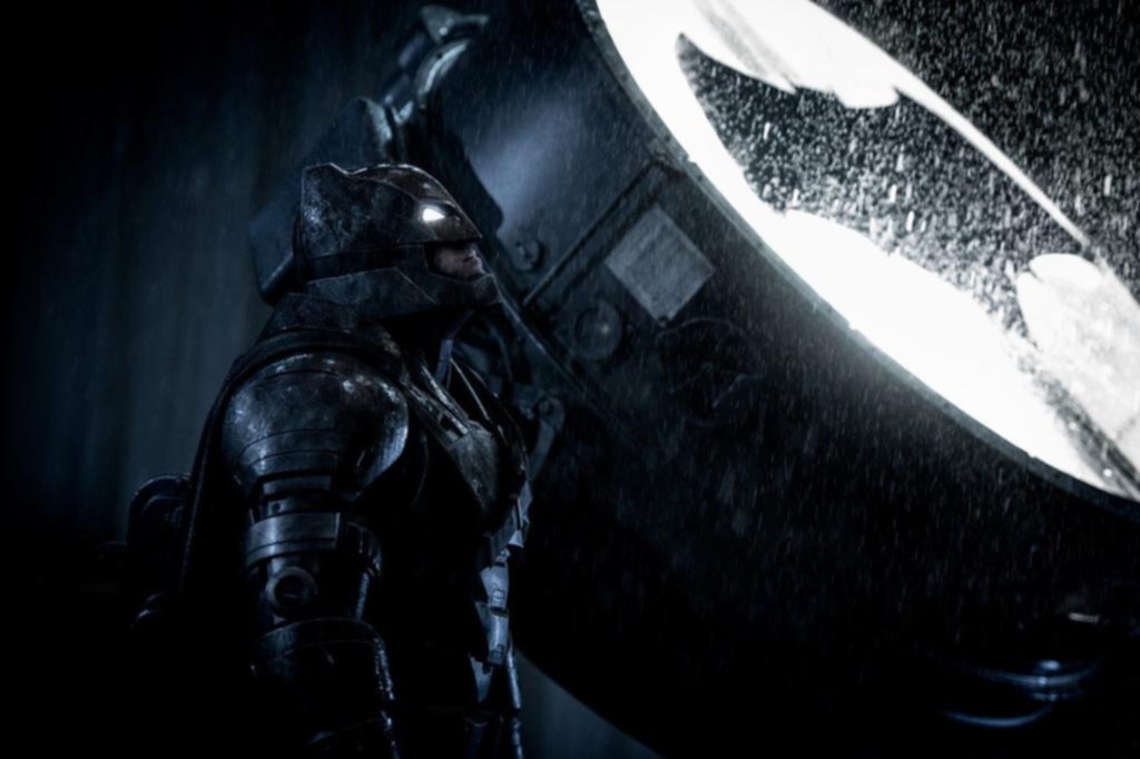 Chau Batman: Ben Affleck, de dirigir y protagonizar la nueva peli del superhéroe a ni siquiera actuar