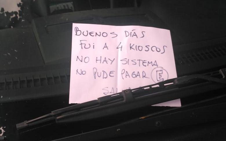 El mensaje de un automovilista que no pudo pagar el medido