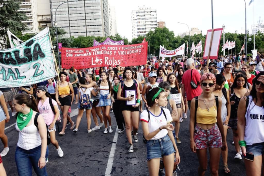 Una marcha por Gissella, por Juana y los 25 femicidios en el primer mes del año