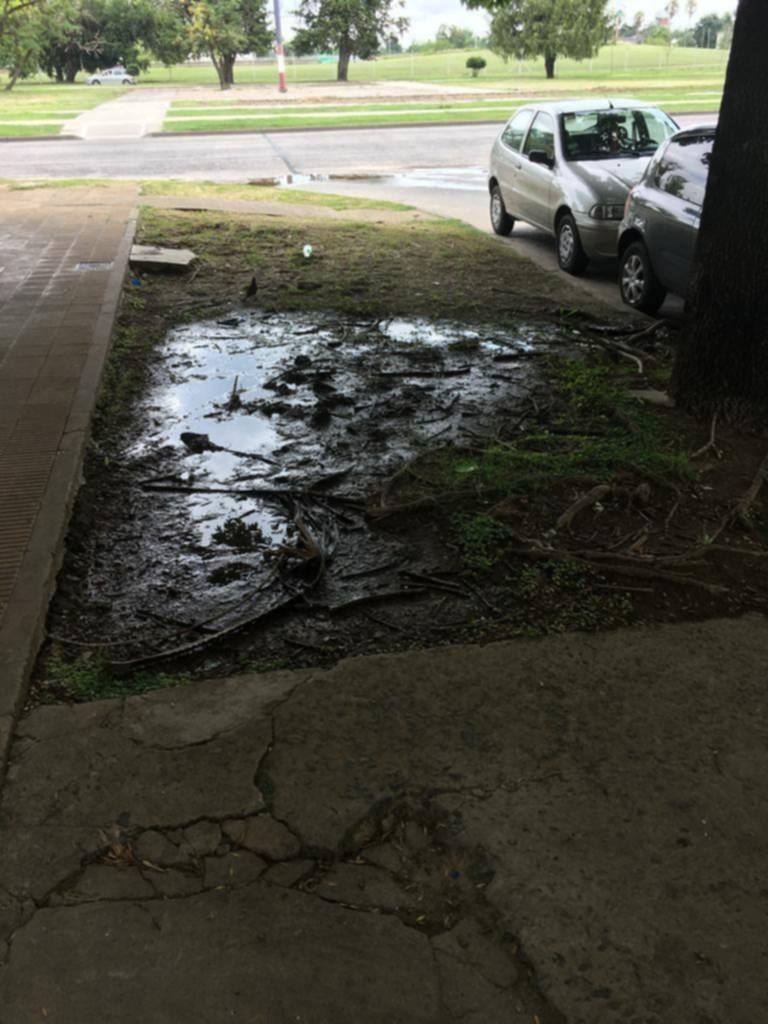 El contraste de las pérdidas de agua y las canillas secas