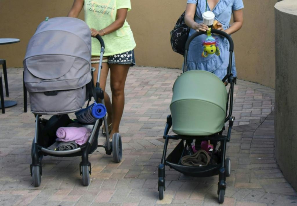 Son rusas, ricas y viajan a Florida para que sus bebés nazcan estadounidenses