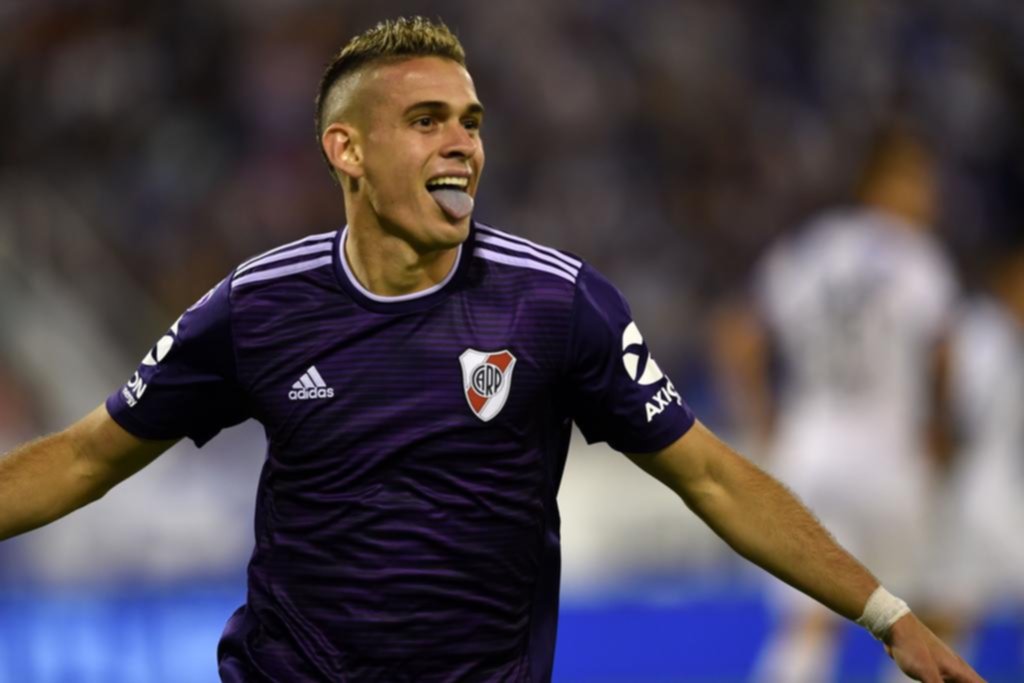 River sacó pecho en Liniers con un 2 a 1 frente a Vélez