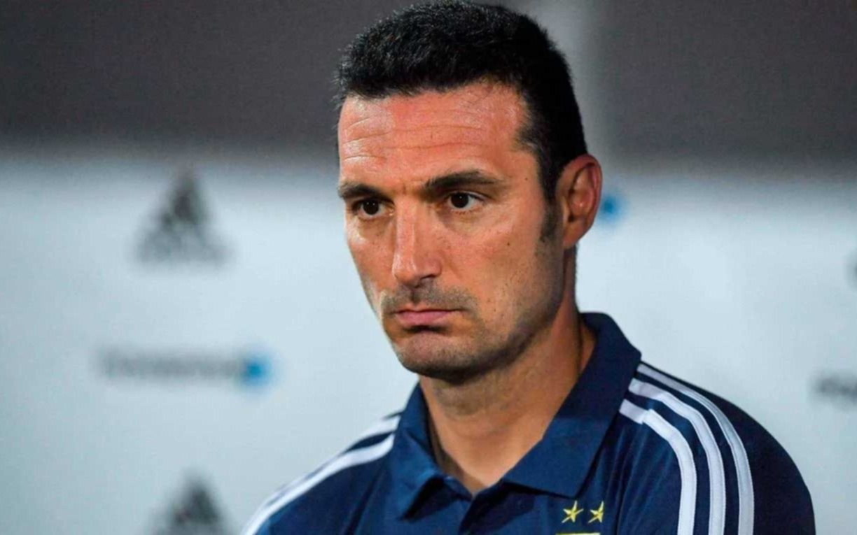 Scaloni: "Hace rato que no hablo con Messi"