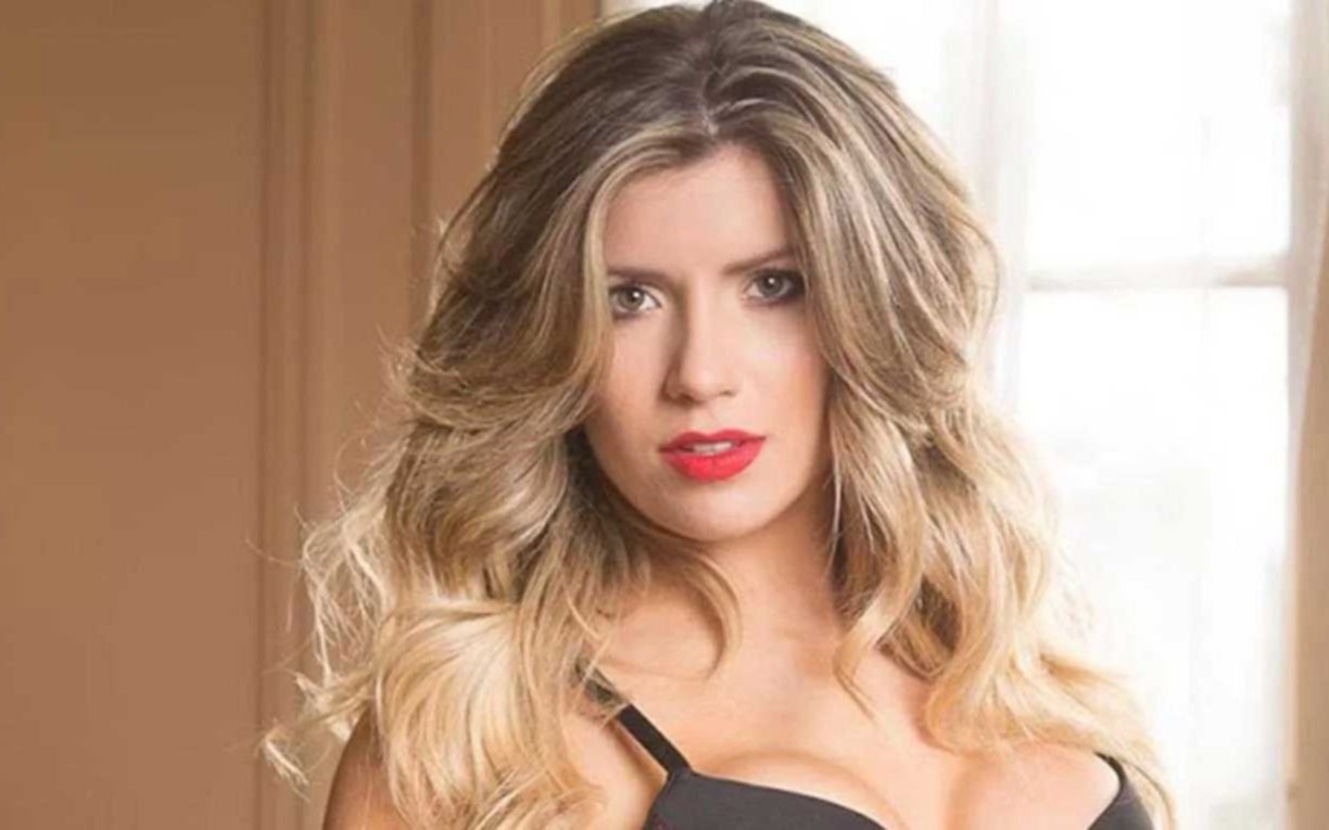 ¿Laurita Fernández se va del país?
