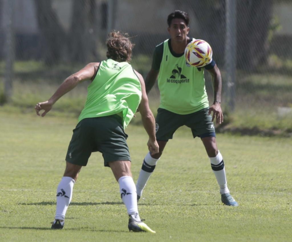 Rosales no consiguió Club y se quedó a cumplir el contrato