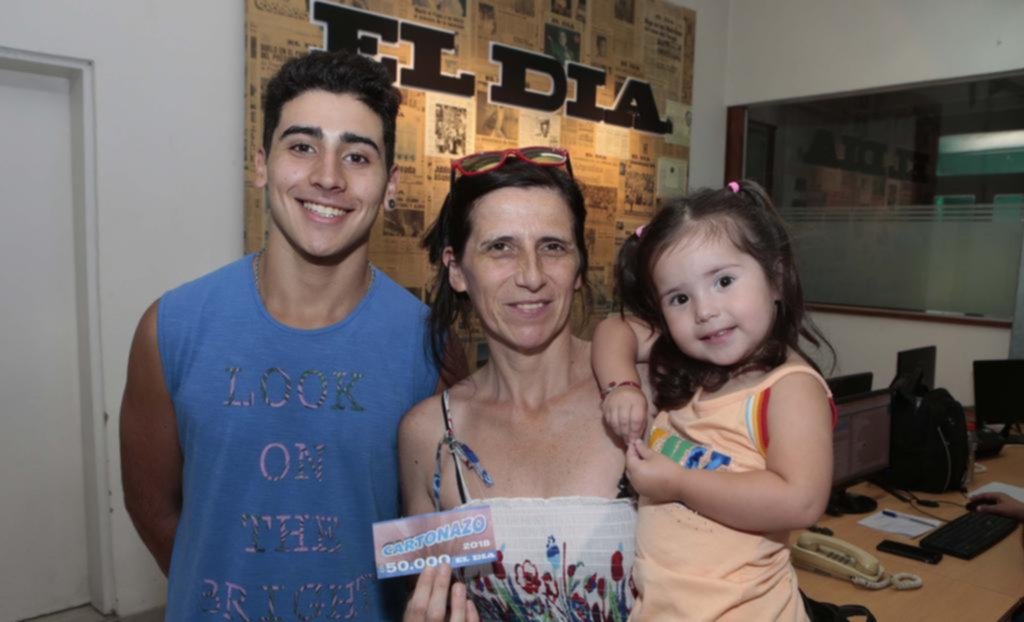 Dos vecinos ganaron los 50.000 pesos del Cartonazo de EL DIA