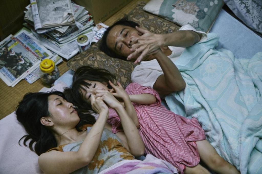“Somos una familia”: Lazos al margen del sistema
